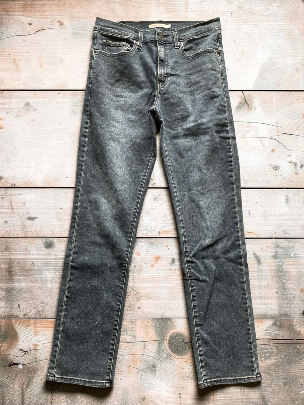 Levi's Women’s 724 High Rise Straight Black Jeans Size 31